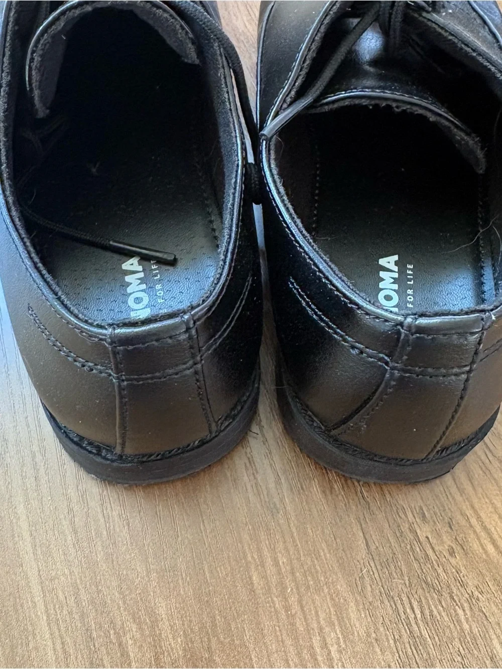 Sonoma Boys Black Lace-Up Oxfords size 4. INV25/578